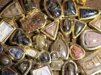 泰国佛牌外壳有哪些种类？细述佛牌外壳的材质种类与优缺点！